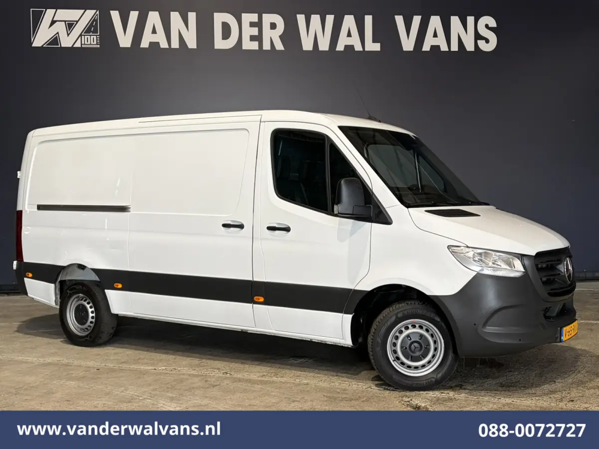 317 CDI 170pk L2H1 Euro6 Airco | Camera | Navigatie | 2800kg Trekhaak | Apple Carplay Android Auto, Stoelverwarming, 270 Graden Achterdeuren, Parkeersensoren, Bijrijdersbank