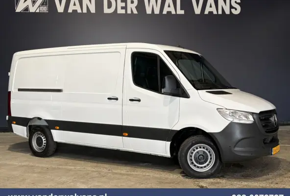 317 CDI 170pk L2H1 Euro6 Airco | Camera | Navigatie | 2800kg Trekhaak | Apple Carplay Android Auto, Stoelverwarming, 270 Graden Achterdeuren, Parkeersensoren, Bijrijdersbank