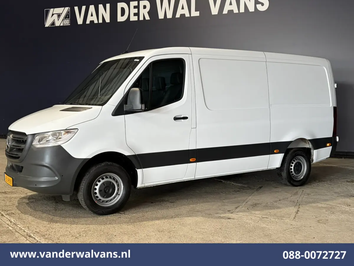 317 CDI 170pk L2H1 Euro6 Airco | Camera | Navigatie | 2800kg Trekhaak | Apple Carplay Android Auto, Stoelverwarming, 270 Graden Achterdeuren, Parkeersensoren, Bijrijdersbank