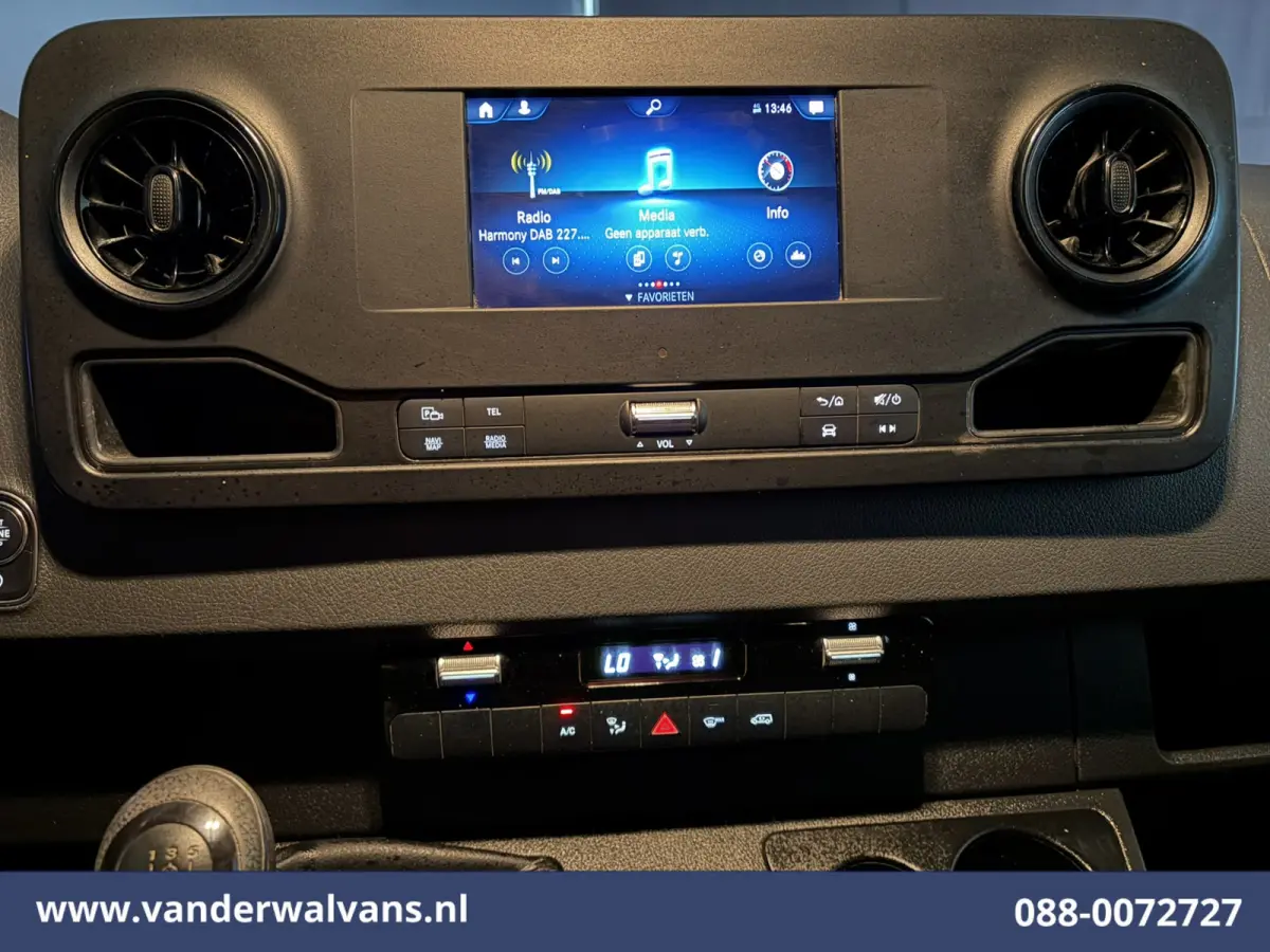317 CDI 170pk L2H1 Euro6 Airco | Camera | Navigatie | 2800kg Trekhaak | Apple Carplay Android Auto, Stoelverwarming, 270 Graden Achterdeuren, Parkeersensoren, Bijrijdersbank