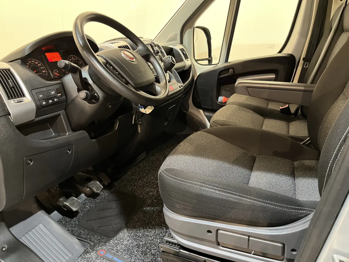 2.3 MultiJet 120 PK L2H2 / Euro 6 / Airco / Cruise Control / Trekhaak / Navigatie / 3-Zits /