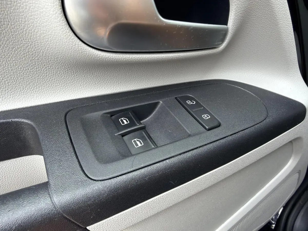 1.0 Style Intense *Airco*Cruise|5drs|PDC|NL Auto