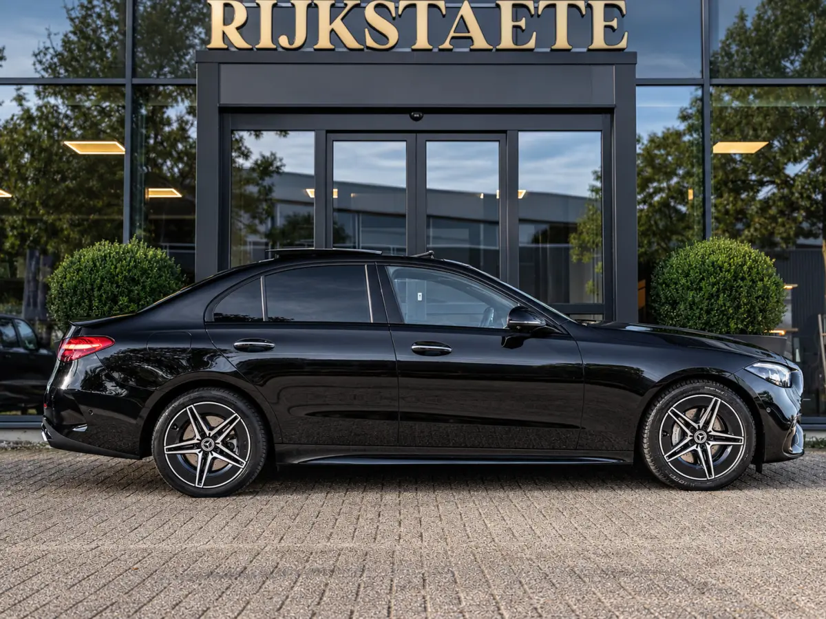 C300e AMG|PANO|BURMESTER|MASSAGE|360°|18''