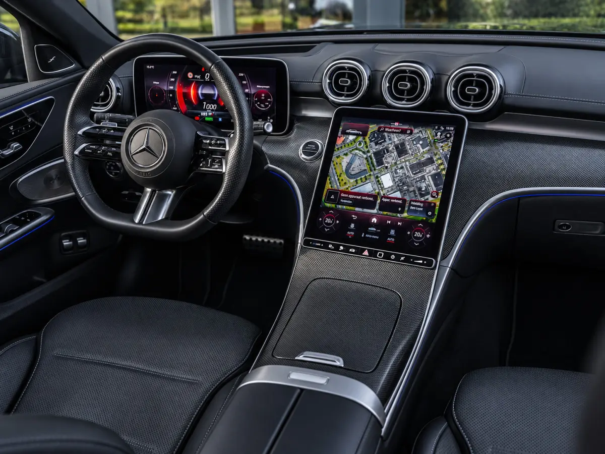 C300e AMG|PANO|BURMESTER|MASSAGE|360°|18''