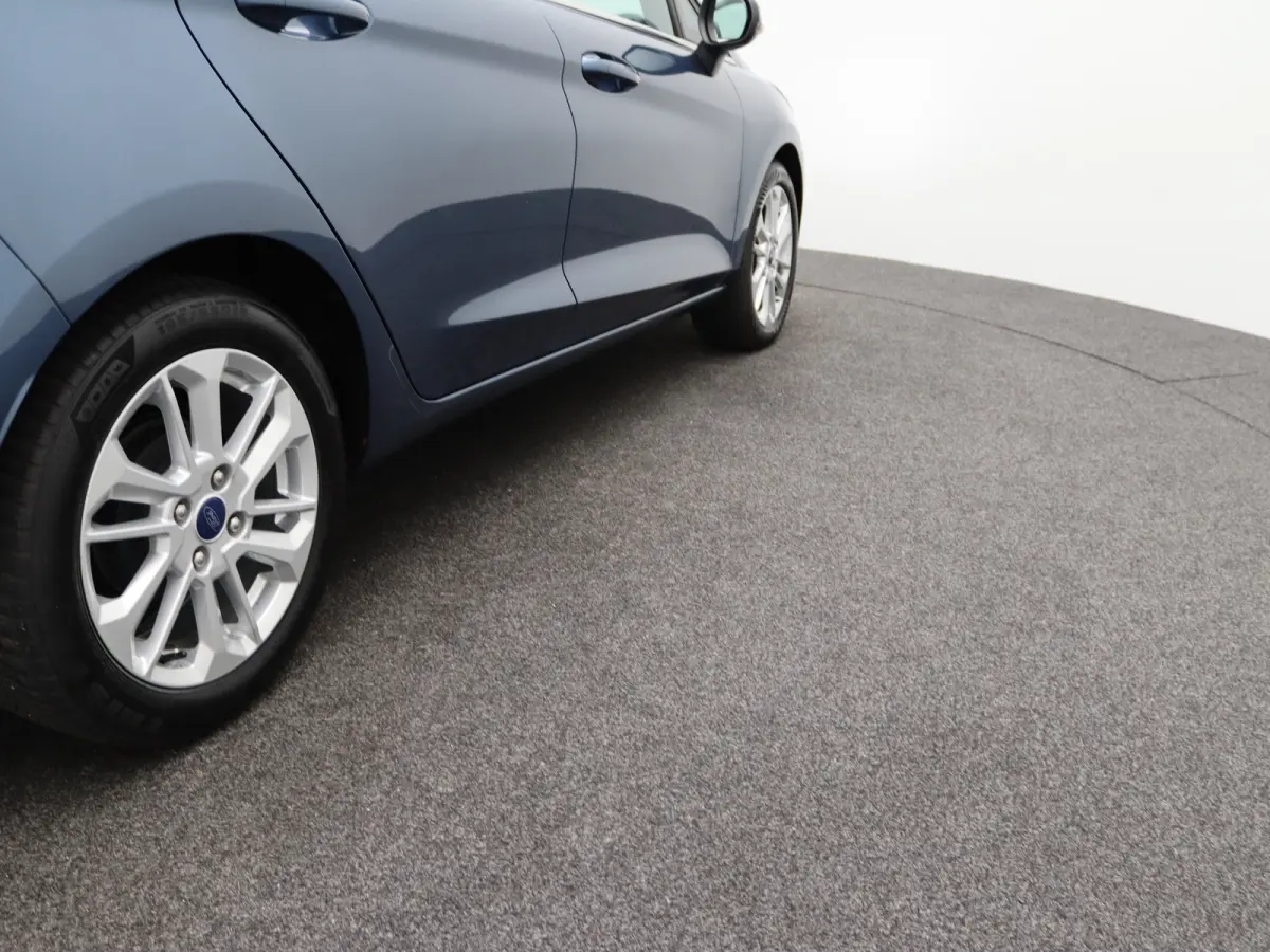 1.0 EcoBoost Hybrid Titanium | Airco (automatisch) | Boordcomputer | Cruise control