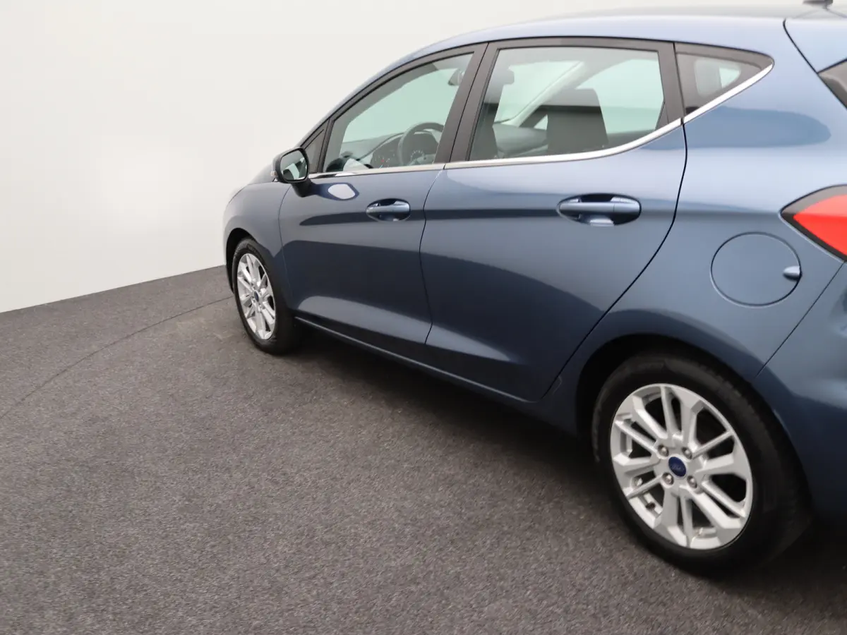 1.0 EcoBoost Hybrid Titanium | Airco (automatisch) | Boordcomputer | Cruise control
