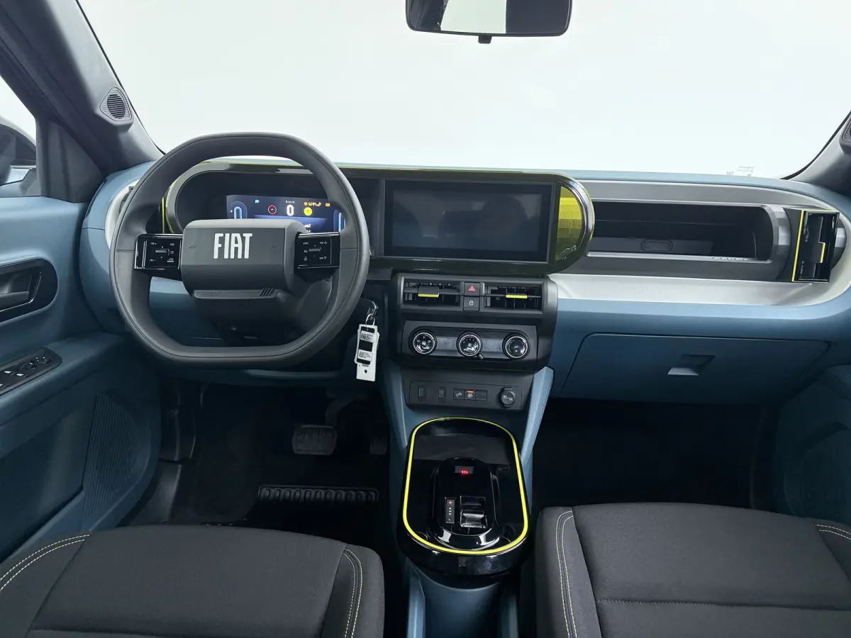 Icon | 10,25" touchscreen radio met Bluetooth, DAB & USB | Airconditioning handmatig | Cruise Control incl. speed limiter