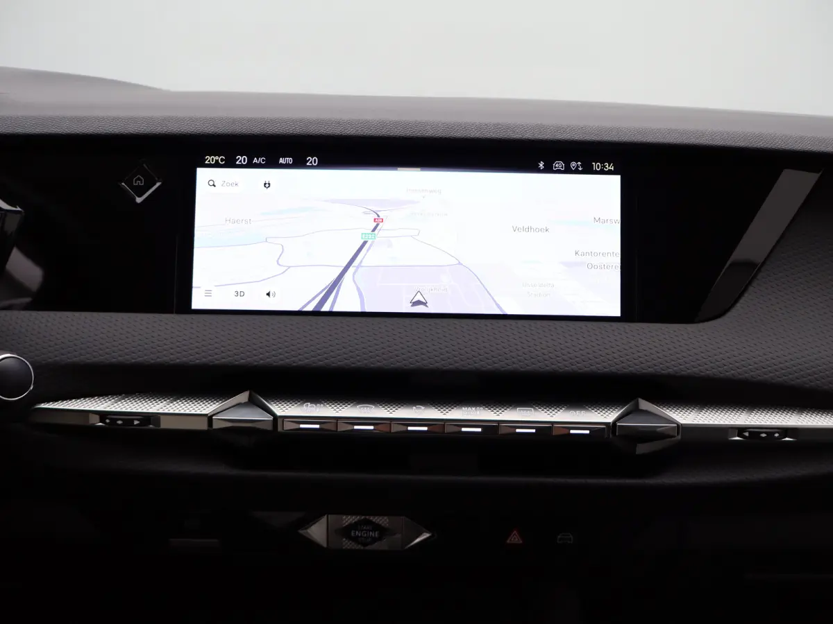 E-Tense Pallas Comfort Tech Pack 58.3 kWh 99% SOH | 8 Jaar Garantie | Carplay | Elektrisch Verstelbare Bestuurderstoel | 19" Lichtmetalen Velgen | 360* Graden Camera | Parkeersensoren Voor e
