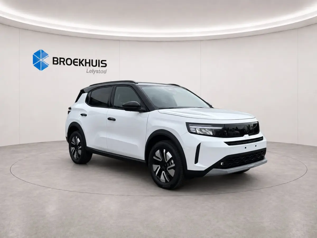 GS | 17" Lichtmetalen velgen in Zwart met 215/60 R17 banden | Achteruitrijcamera | Dode hoek waarschuwing