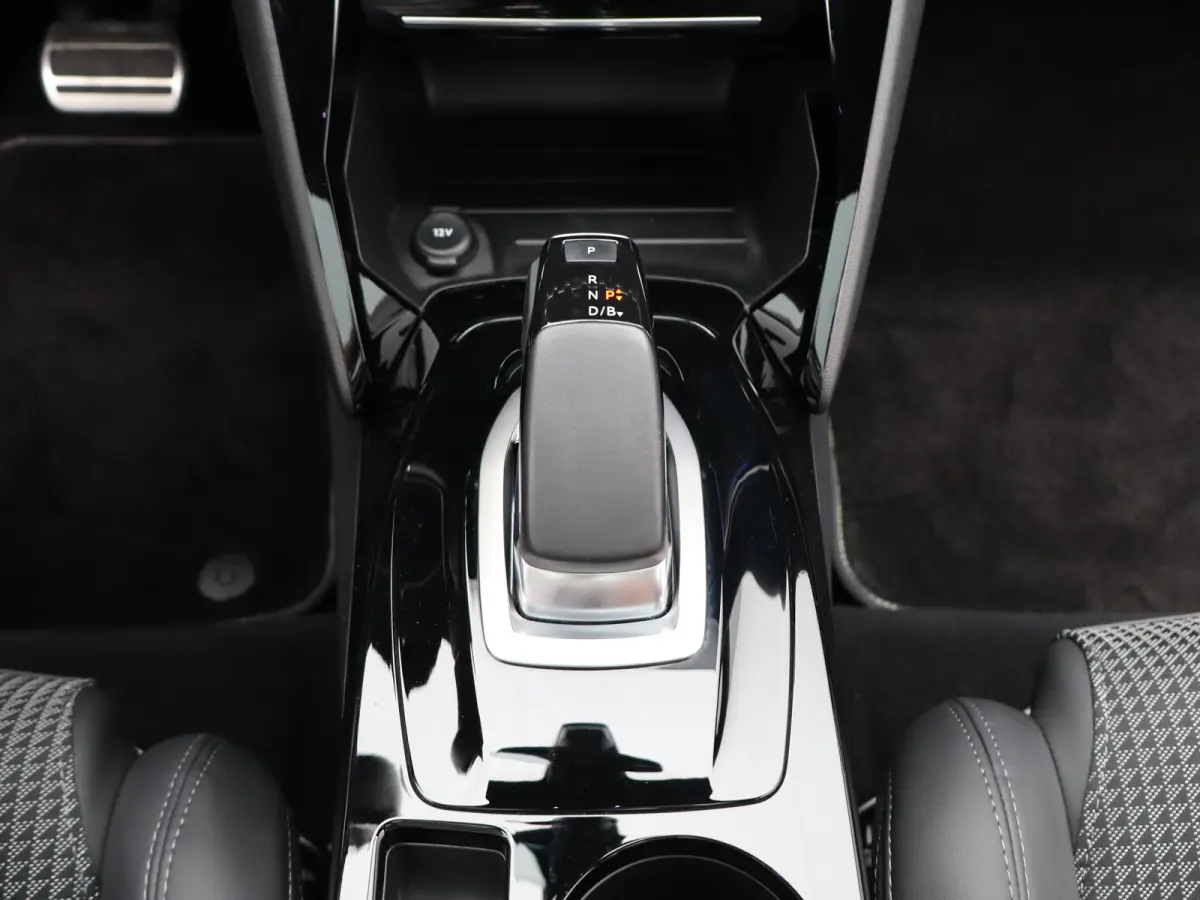 EV GT 350 50 kWh | 89% SOH | Panormadak | Camera | Parkeersensoren | Keyless | Dodehoekbewaking | Cruise Control | Naviagatie | Apple Carplay/Android Auto