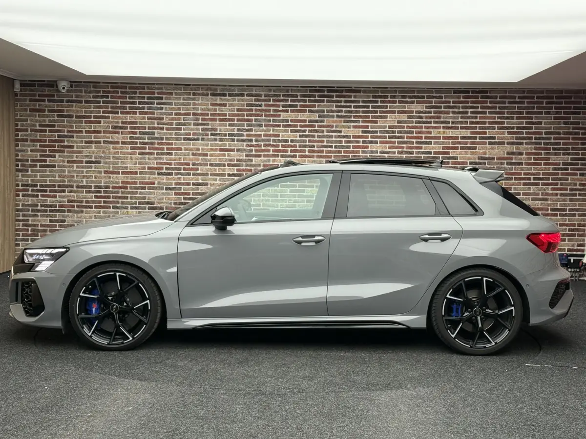 2.5TFSI RS 3 quattro Keramisch Headup Panorama Nardo Memory