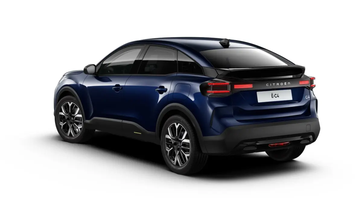 Business | 18'' lichtmetalen velgen 'Aeroblade' | Achteruitrijcamera met Top Rear Vision (180° weergave van ruimte achter de auto) | Automatische airconditioning met actief carbonfilter
