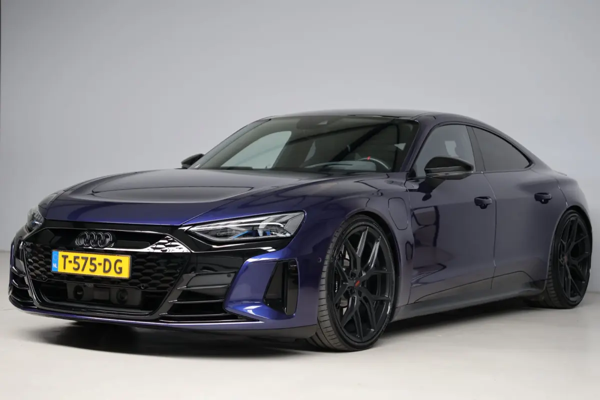 RS 93 kWh | head-up | massage stoel(en) | B&O | laser led | 4-wielsturing | luchtvering | 22 inch vossen | BTW