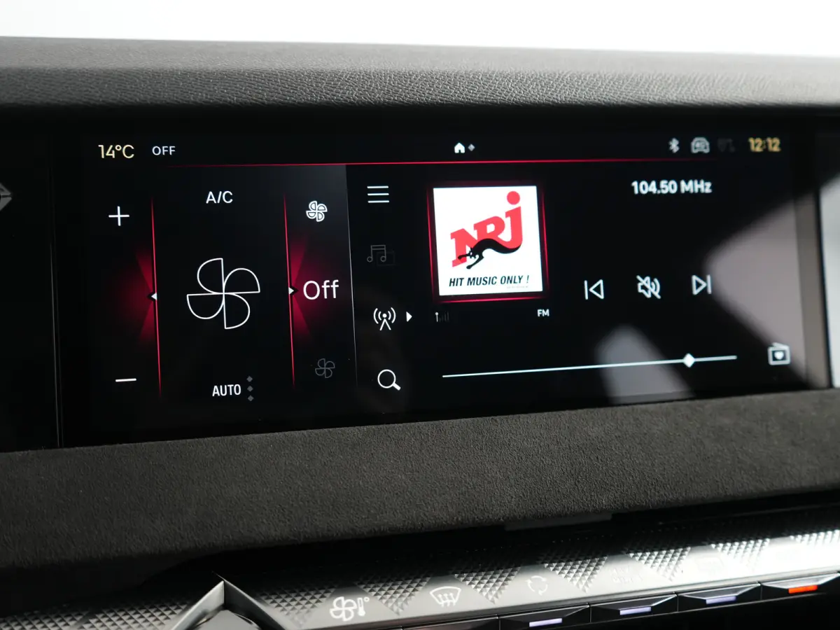1.2 Hybrid 136 Edition France | 19" Lichtmetalen velgen LIMA | Adaptive Cruise Control met Stop&Go functie | Cruise control adaptief met Stop&Go en stuurhulp