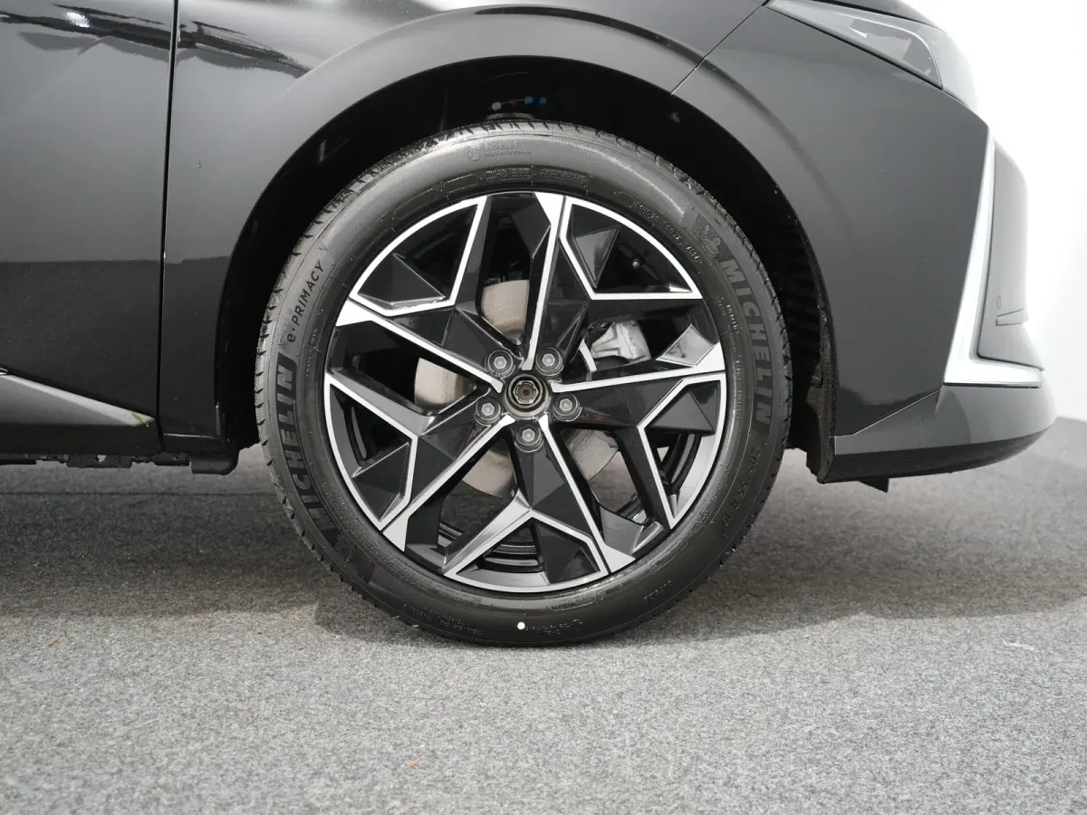 1.2 Hybrid 136 Edition France | 19" Lichtmetalen velgen LIMA | Adaptive Cruise Control met Stop&Go functie | Cruise control adaptief met Stop&Go en stuurhulp