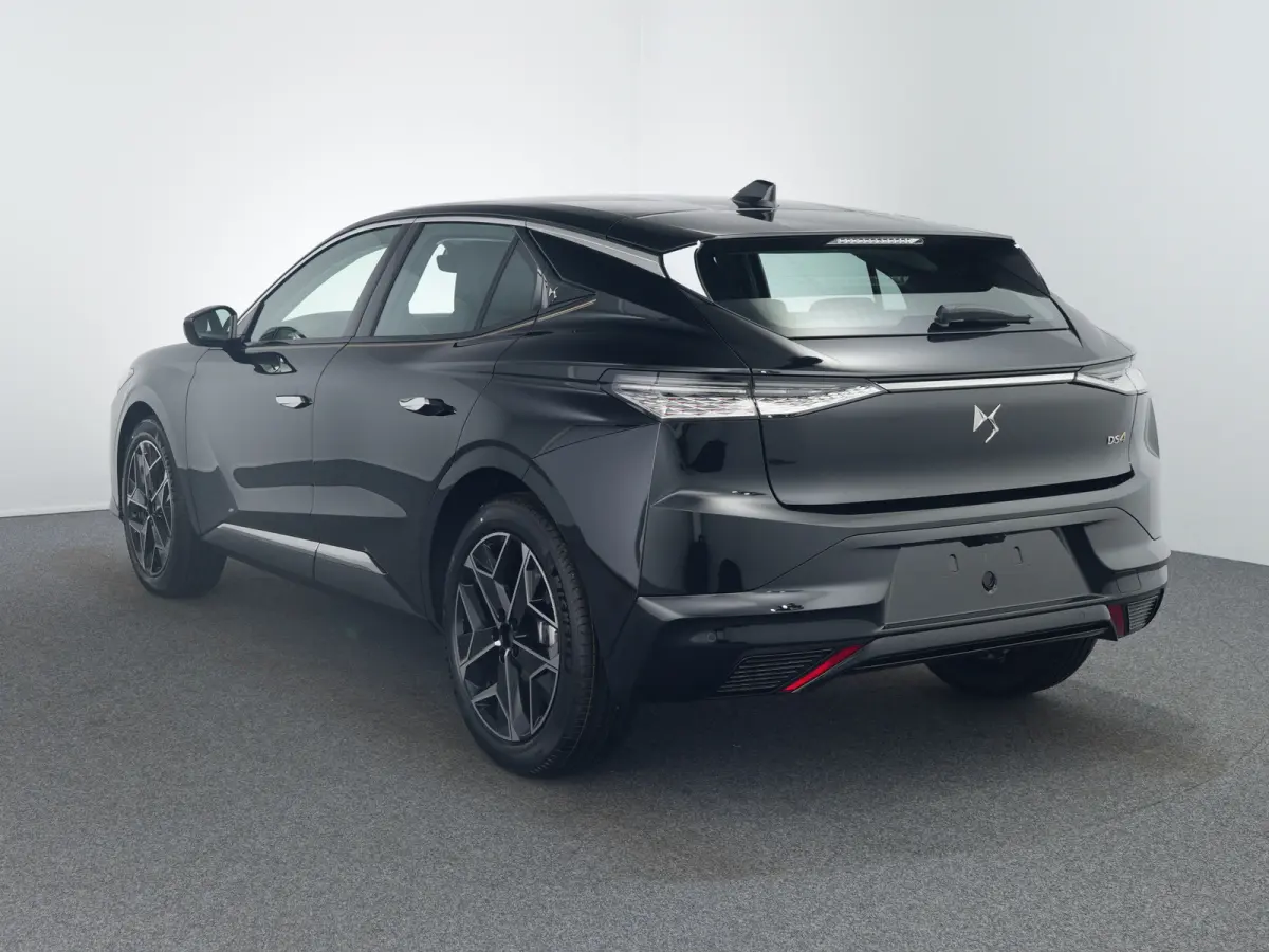 1.2 Hybrid 136 Edition France | 19" Lichtmetalen velgen LIMA | Adaptive Cruise Control met Stop&Go functie | Cruise control adaptief met Stop&Go en stuurhulp