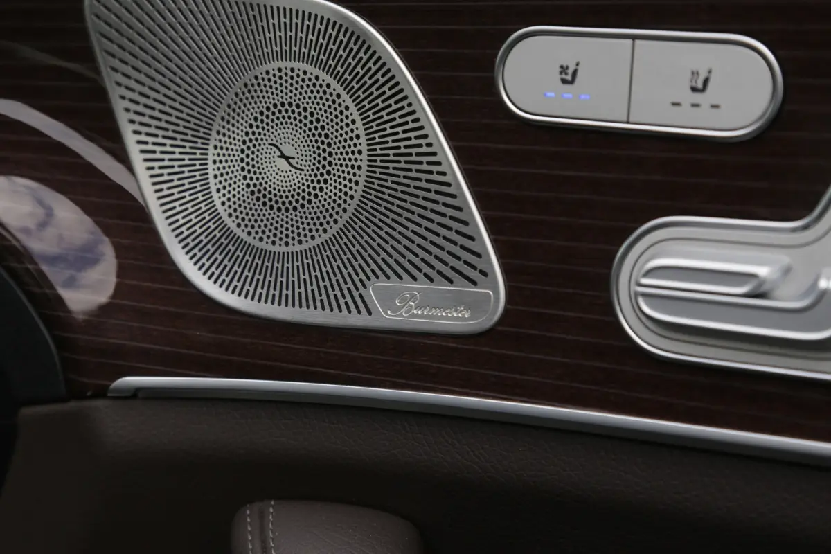350 e PHEV Plug in 4MATIC Premium Plus*Perfect MB Onderh.*BTW*1ste Eig*Luchtvering/Softclose/Dubbel glas/Burmester/Elek. Trekhaak/Pano/ACC met stuurhulp/360/Stoelverw.V+A/Stuurverw./Stoelkoe