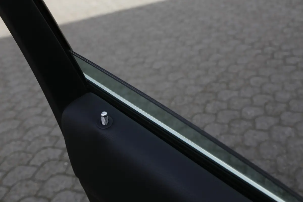 350 e PHEV Plug in 4MATIC Premium Plus*Perfect MB Onderh.*BTW*1ste Eig*Luchtvering/Softclose/Dubbel glas/Burmester/Elek. Trekhaak/Pano/ACC met stuurhulp/360/Stoelverw.V+A/Stuurverw./Stoelkoe