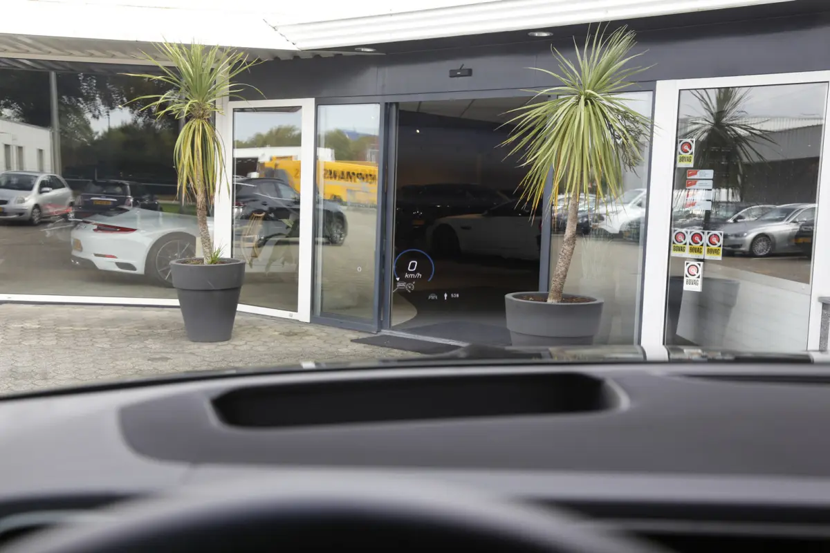 350 e PHEV Plug in 4MATIC Premium Plus*Perfect MB Onderh.*BTW*1ste Eig*Luchtvering/Softclose/Dubbel glas/Burmester/Elek. Trekhaak/Pano/ACC met stuurhulp/360/Stoelverw.V+A/Stuurverw./Stoelkoe