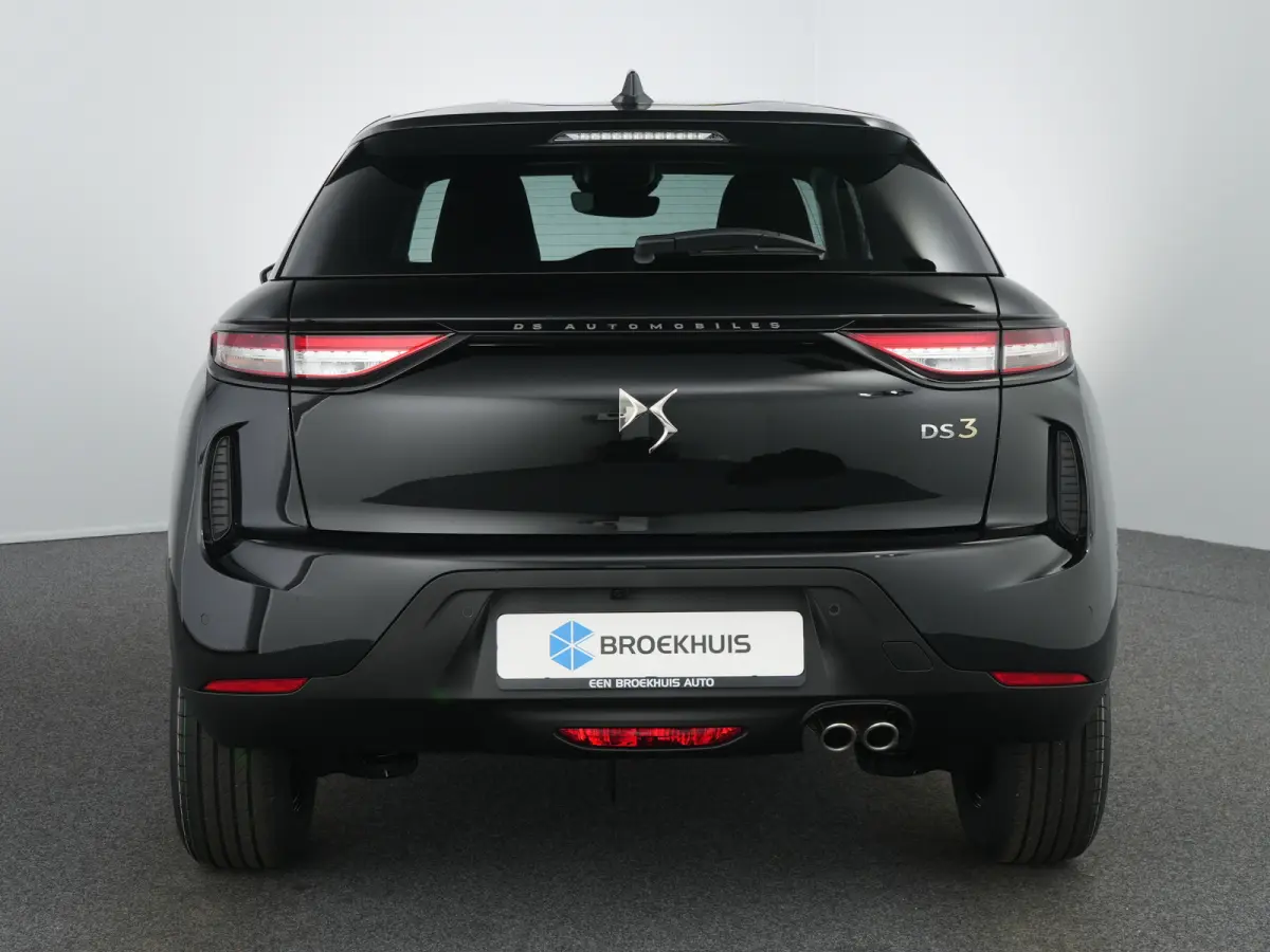 Performance Line | 17" lichtmetalen velgen DUBLIN | DS Iris Navigatie System | Draadloze Apple CarPlay™, Android Auto®