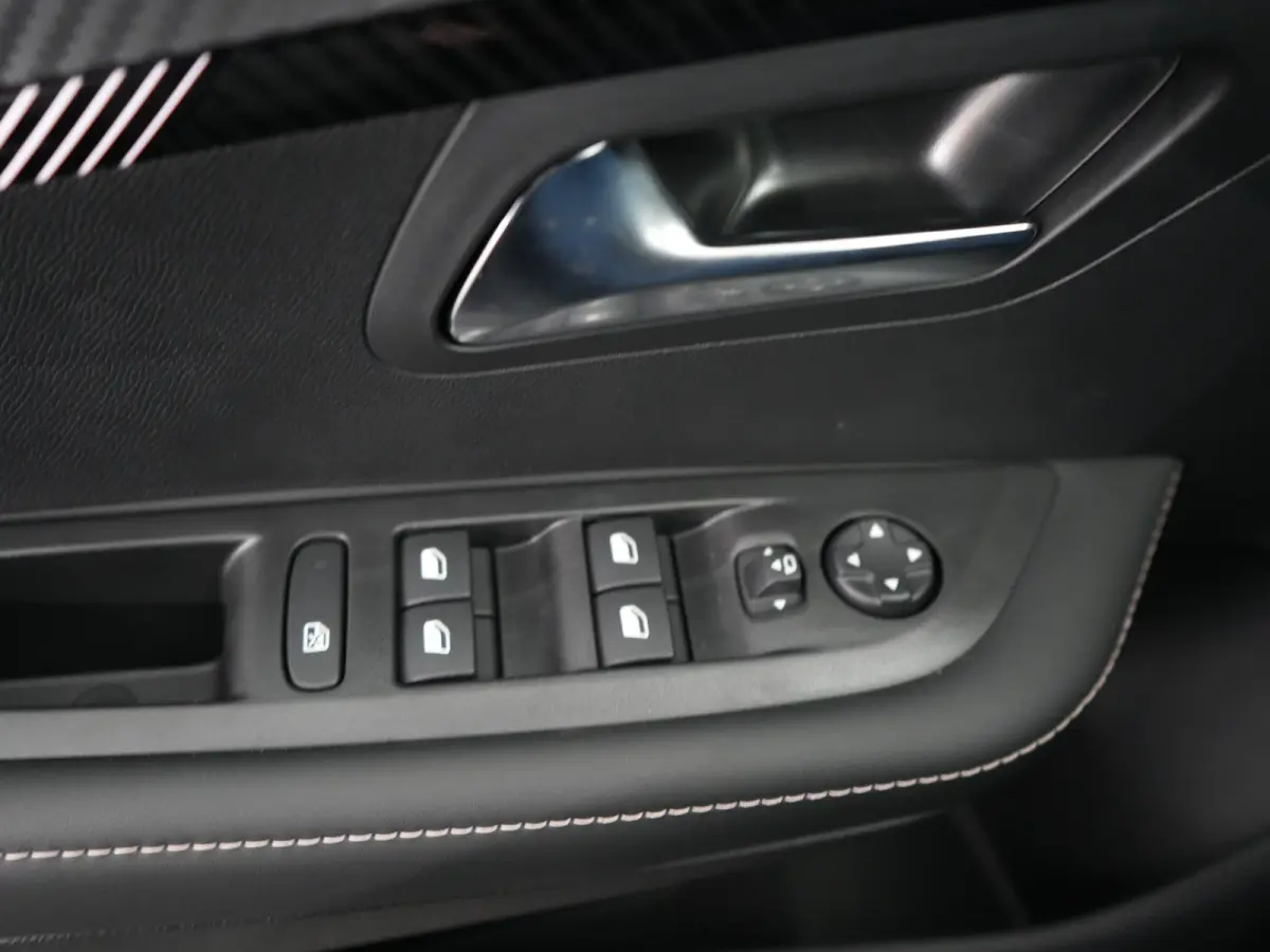 EV Allure Avantage 51 kWh | 11 kW lader | Apple Carplay/Android Auto|telefoonintegratie premium | Camera voor