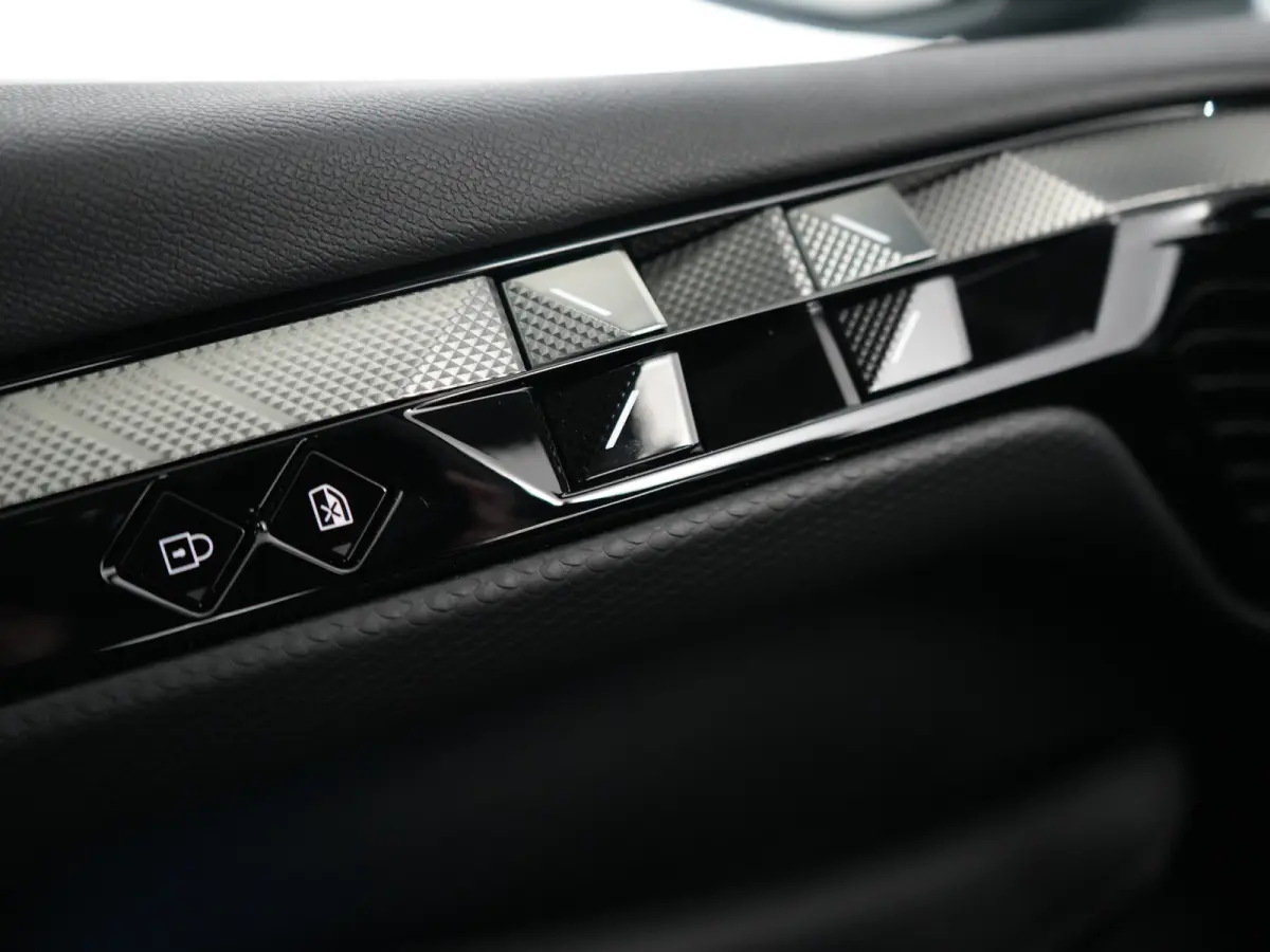 157 KW Pallas