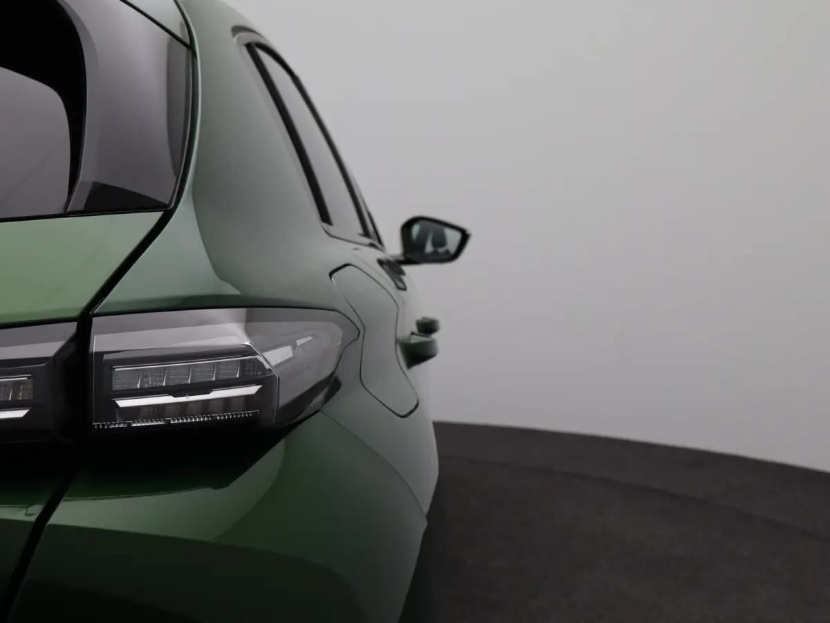 1.2 PureTech Allure Pack Business | Carplay | Clima | 360* Camera | Navi | Adpatieve cruise | Keyless | Dodehoek detectie |