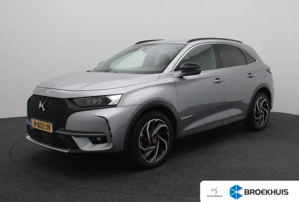 E-Tense Performance Line+ | Achterbank in delen neerklapbaar | Achteruitrijcamera | Alarm klasse 1(startblokkering)