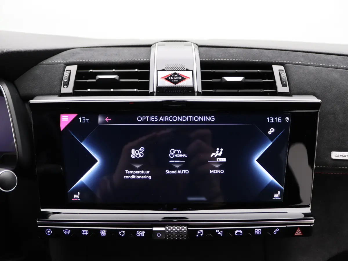 E-Tense Performance Line+ | Achterbank in delen neerklapbaar | Achteruitrijcamera | Alarm klasse 1(startblokkering)