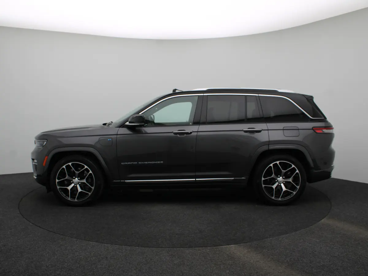 2.0 Summit Reserve 4xe | SOH 92% | Luchtvering | McIntosh | Pano dak | 21"LMV | Stoelverw. en verkoeling V+A | Memory | Elek. stoelen | HUD | Passagier display | Carplay |