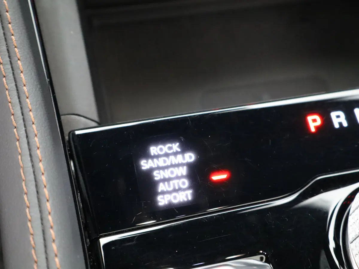 2.0 Summit Reserve 4xe | SOH 92% | Luchtvering | McIntosh | Pano dak | 21"LMV | Stoelverw. en verkoeling V+A | Memory | Elek. stoelen | HUD | Passagier display | Carplay |