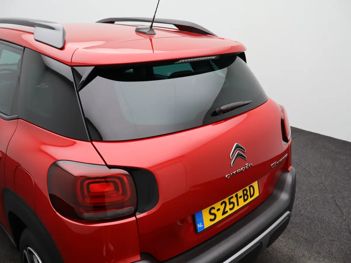 1.2 PureTech Live Navigatie | Airco | Cruise Control | LED verlichting | Parkeersenoren