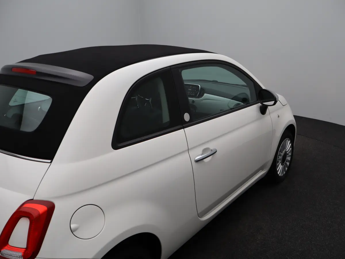 0.9 TwinAir Turbo Mirror Schuifdak | Airco | Navigatie | 15" Lichtmetalen Velgen | Bluetooth Telefoon Verbinding