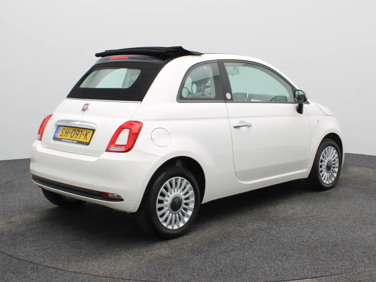 0.9 TwinAir Turbo Mirror Schuifdak | Airco | Navigatie | 15" Lichtmetalen Velgen | Bluetooth Telefoon Verbinding