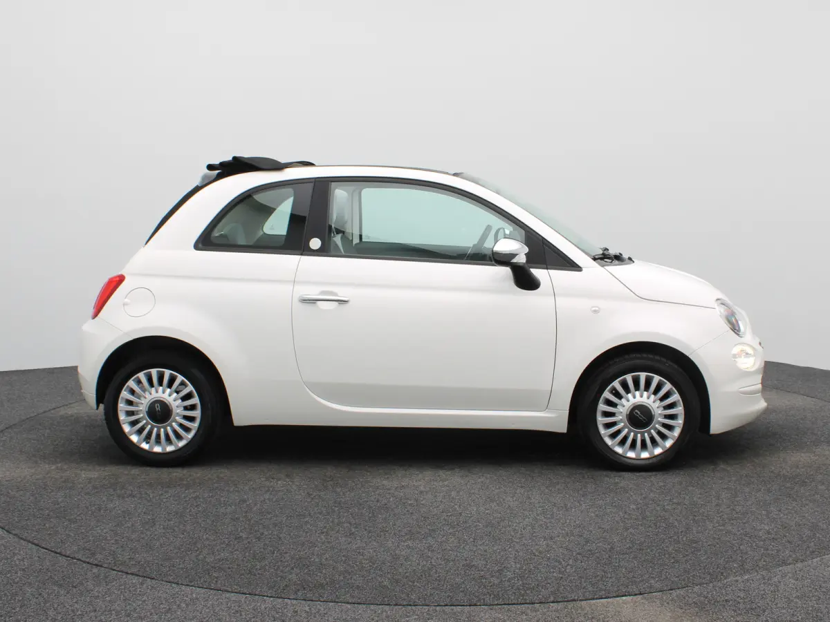 0.9 TwinAir Turbo Mirror Schuifdak | Airco | Navigatie | 15" Lichtmetalen Velgen | Bluetooth Telefoon Verbinding