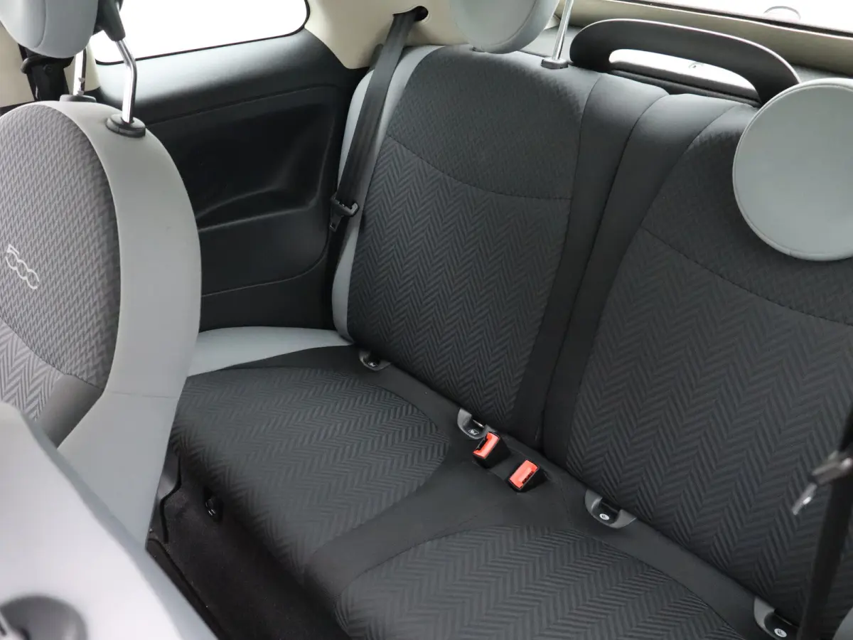 0.9 TwinAir Turbo Mirror Schuifdak | Airco | Navigatie | 15" Lichtmetalen Velgen | Bluetooth Telefoon Verbinding