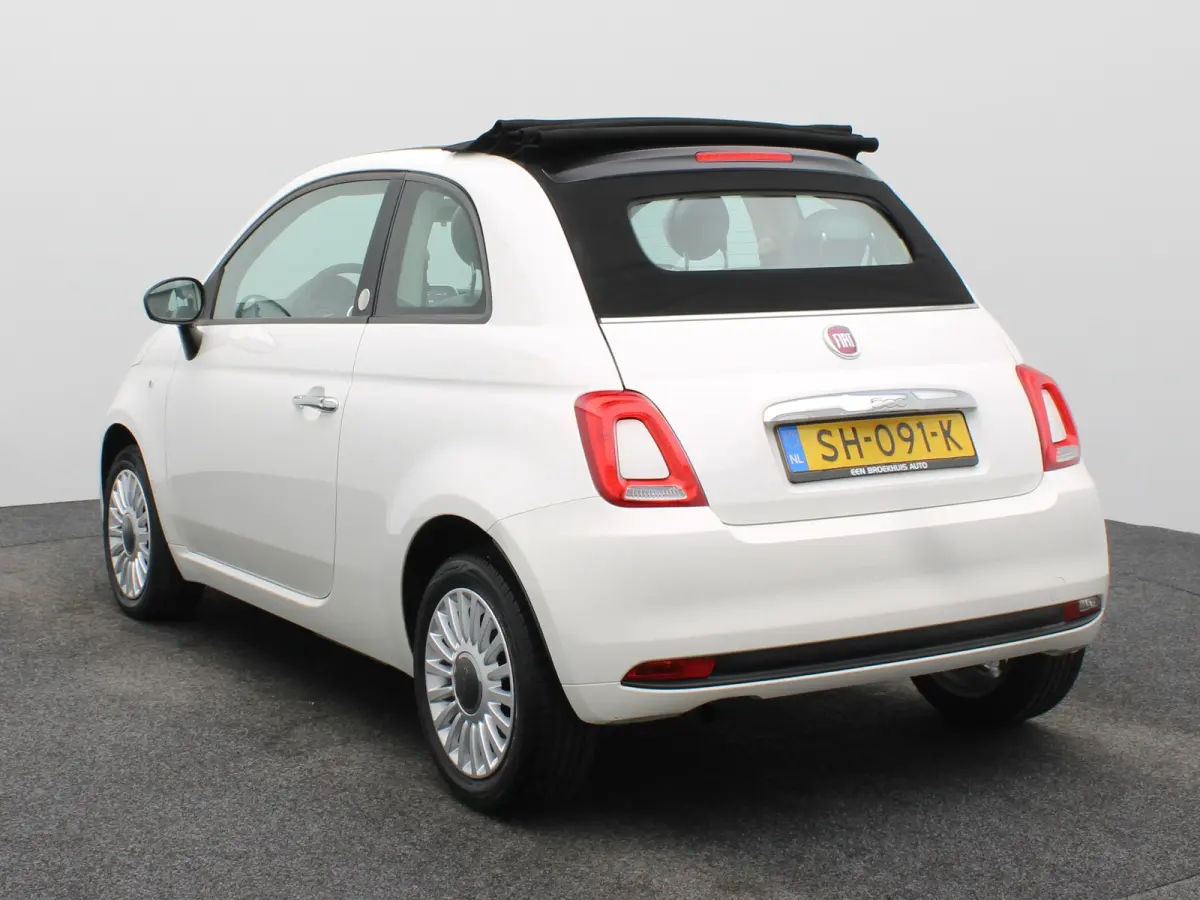 0.9 TwinAir Turbo Mirror Schuifdak | Airco | Navigatie | 15" Lichtmetalen Velgen | Bluetooth Telefoon Verbinding