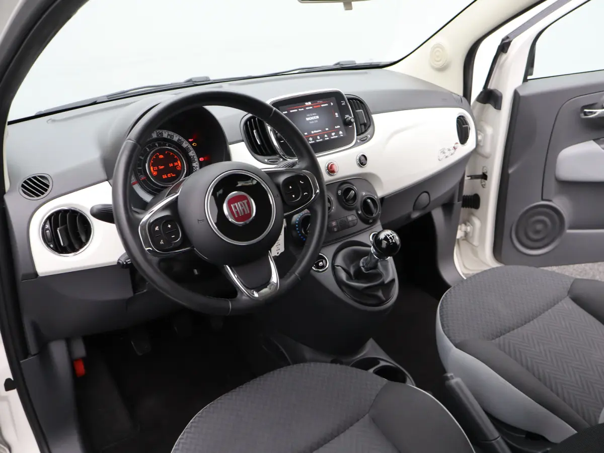 0.9 TwinAir Turbo Mirror Schuifdak | Airco | Navigatie | 15" Lichtmetalen Velgen | Bluetooth Telefoon Verbinding