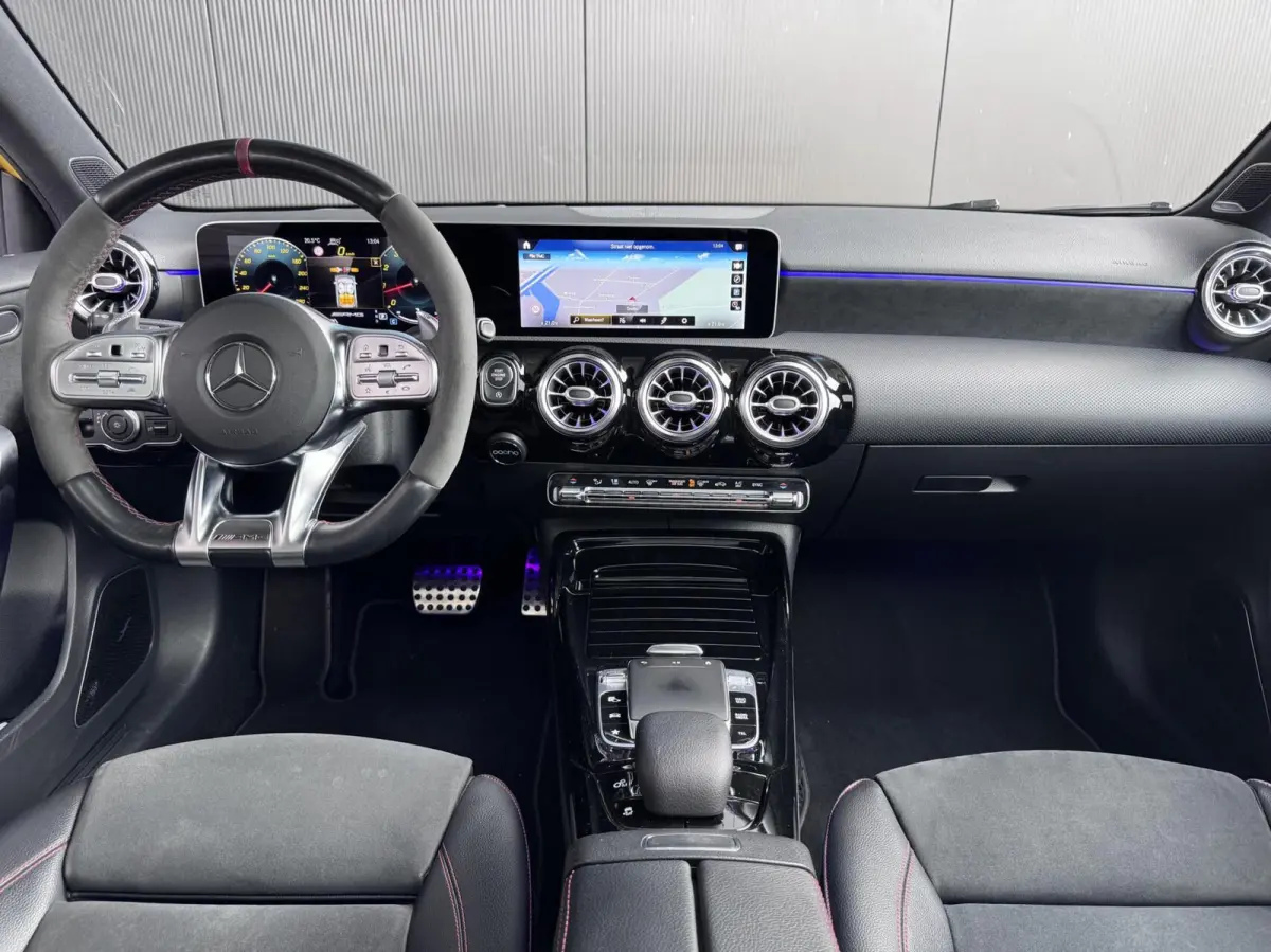 AMG 35 4MATIC Edition 1