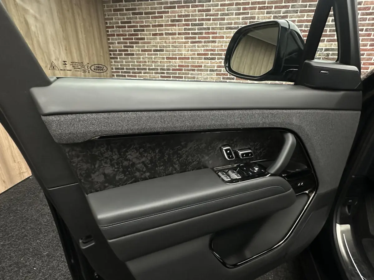 3.0 P510e Autobiography PHEV Panorama headup Carbon