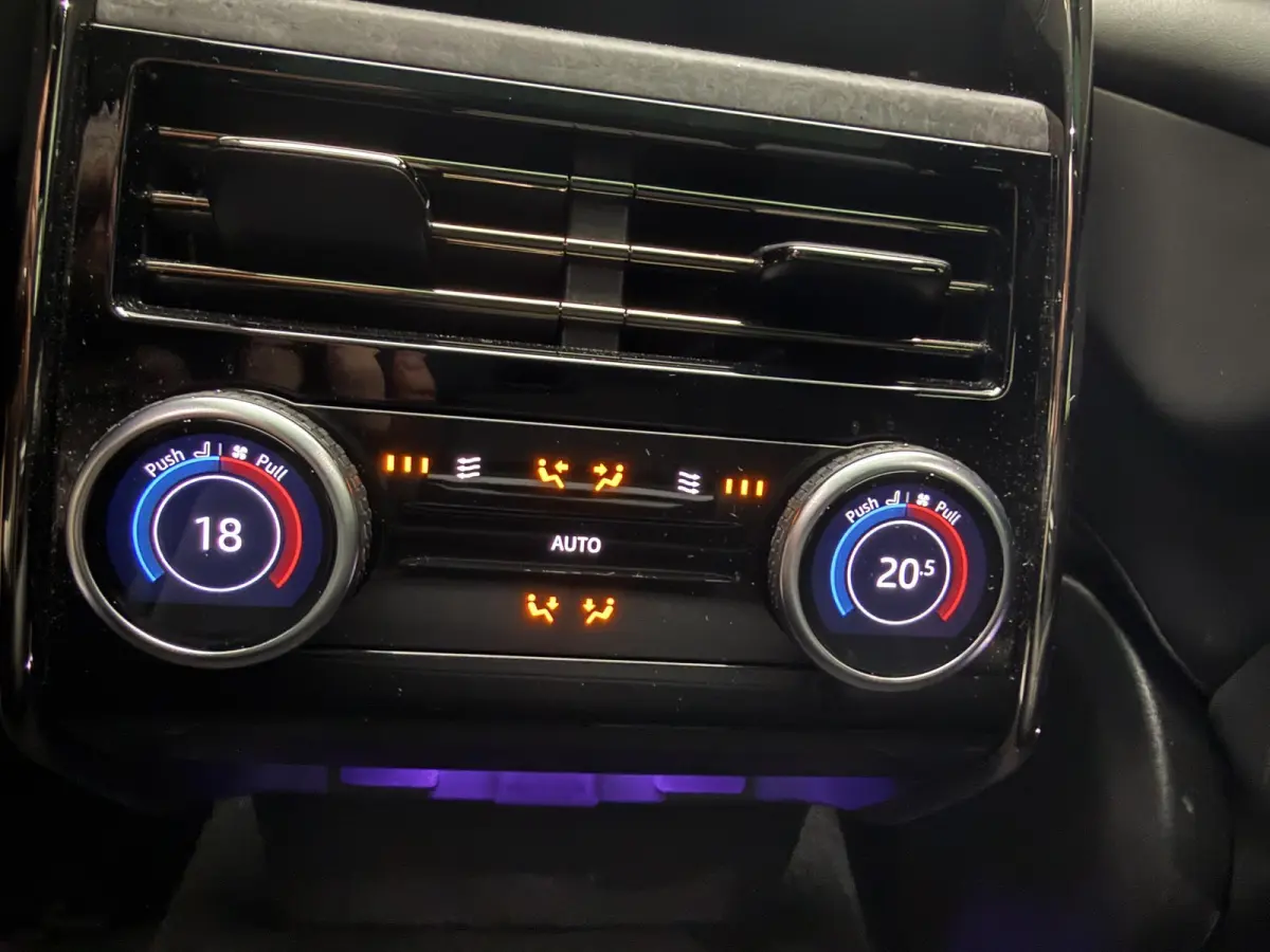 3.0 P510e Autobiography PHEV Panorama headup Carbon