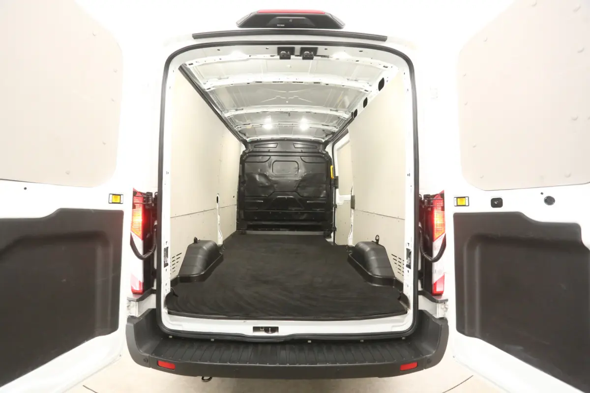 L3H2 68 kWh 184PK | Snelladen | SOH 94% | Clima | 360° Camera | 3 Zits | Cruise | Carplay |