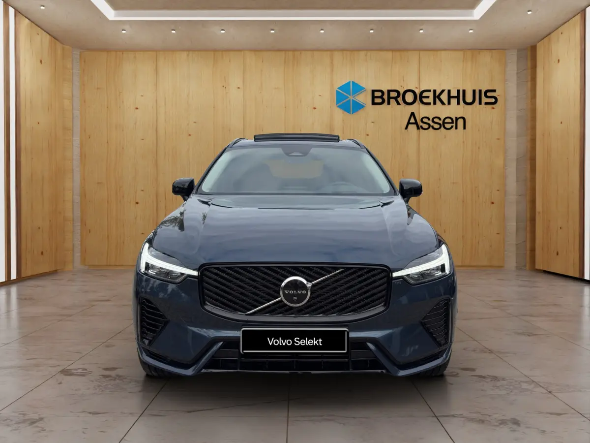 2.0 T6 Plug-in hybrid AWD Ultra Dark | Luchtvering | Trekhaak | Harman Kardon | Panoramadak | Stoel + Stuur Verwarming | 360 Camera |