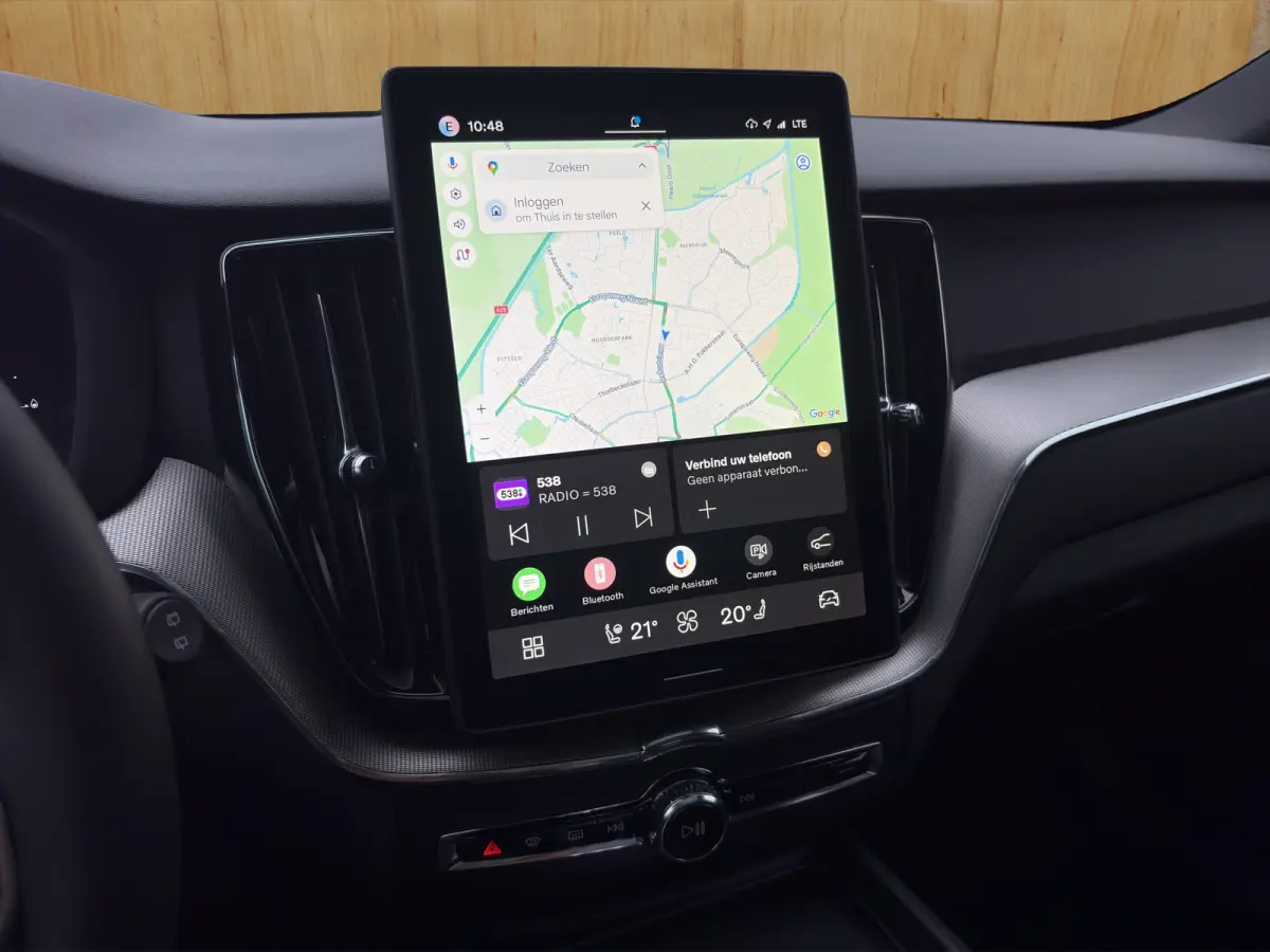 Plus Black Edition Recharge Plug-In Hybrid AWD | Head Up Display | Harman Kardon | Panoramadak | 360 Camera | Stoel + Stuur Verwarming |