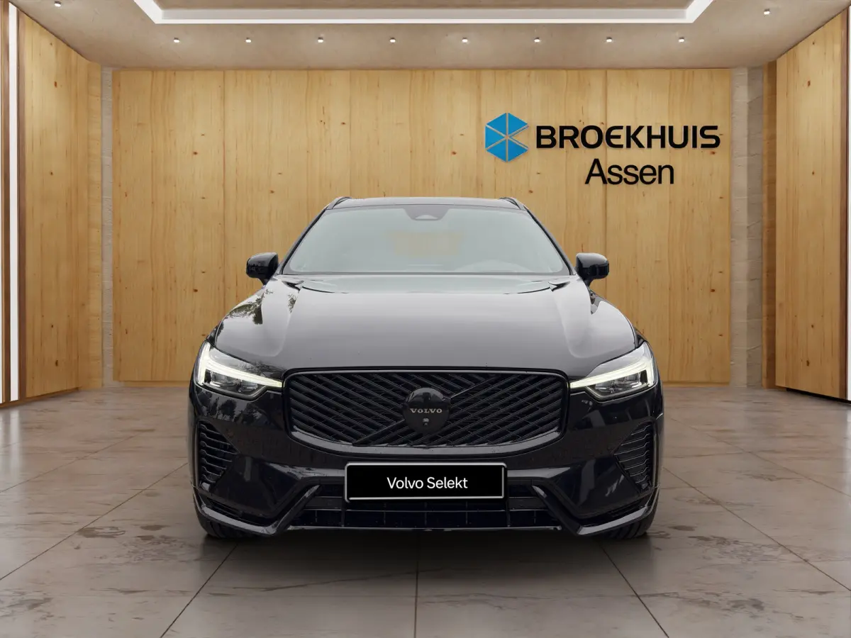 Plus Black Edition Recharge Plug-In Hybrid AWD | Head Up Display | Harman Kardon | Panoramadak | 360 Camera | Stoel + Stuur Verwarming |