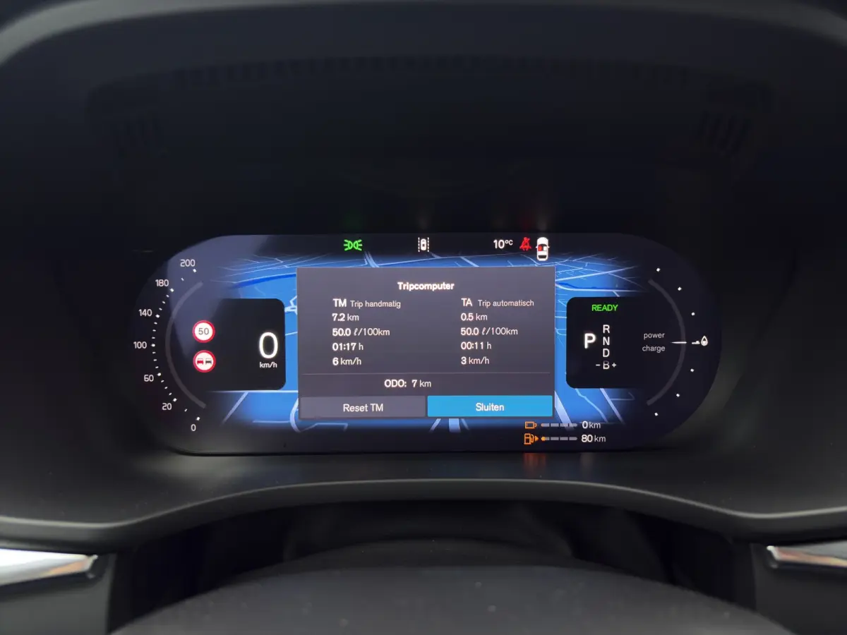 Plus Black Edition Recharge Plug-In Hybrid AWD | Head Up Display | Harman Kardon | Panoramadak | 360 Camera | Stoel + Stuur Verwarming |