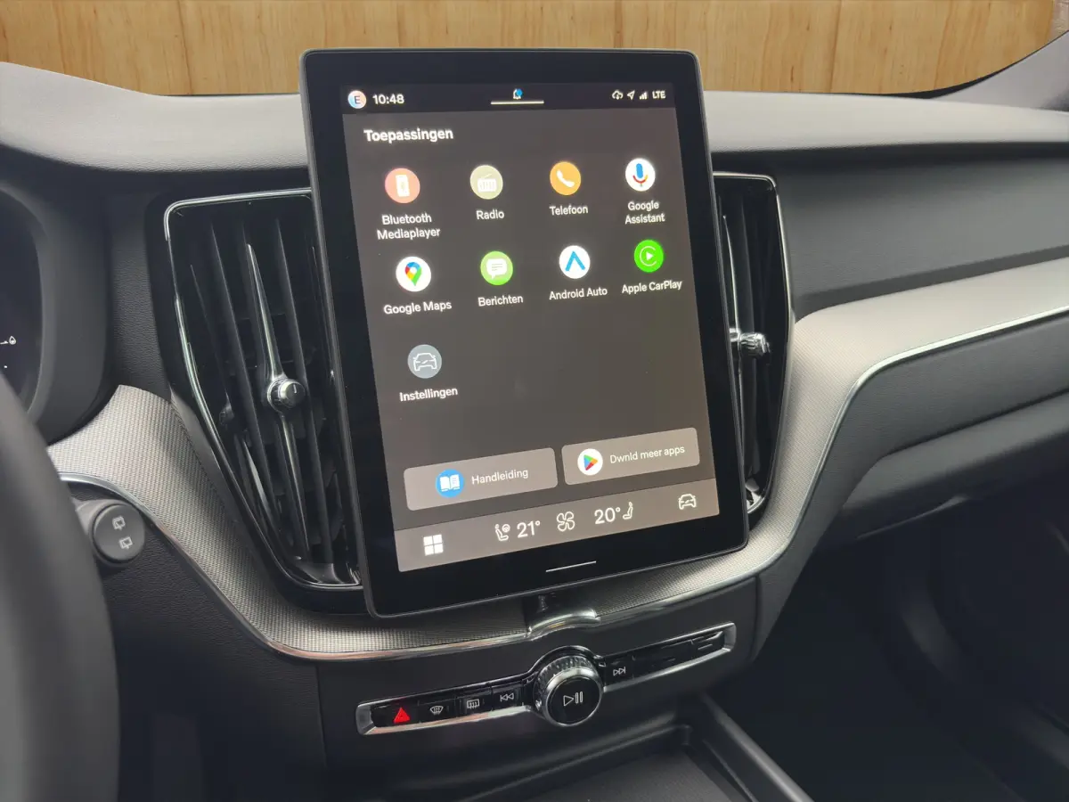 Plus Black Edition Recharge Plug-In Hybrid AWD | Head Up Display | Harman Kardon | Panoramadak | 360 Camera | Stoel + Stuur Verwarming |
