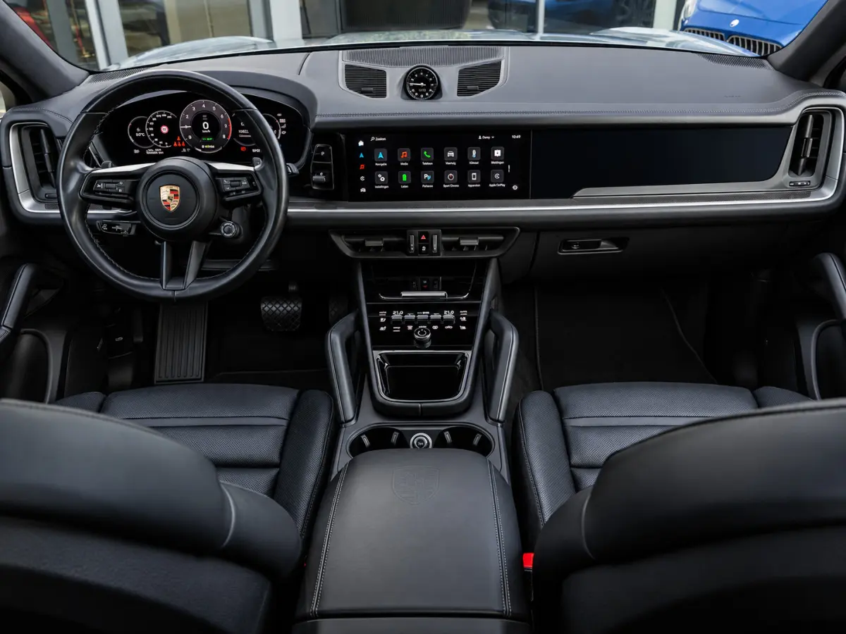 3.0 E-Hybrid|PANO|SFEER|CHRONO|CARBON