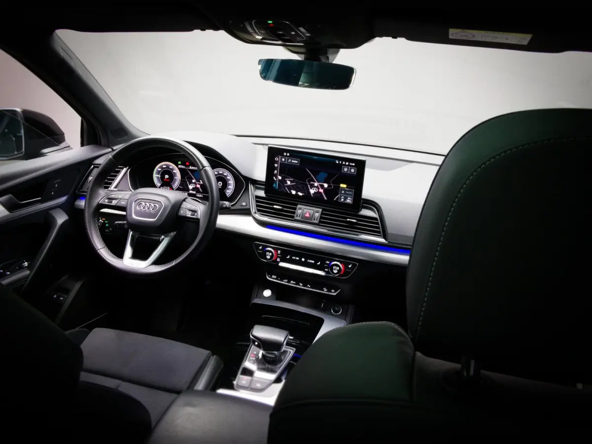 55 TFSI e S-Line Edition Competition (LUCHTVERING, PANORAMADAK, SFEERVERLICHTING, BANG&OLUFSEN, CAMERA, APPLE CARPLAY)
