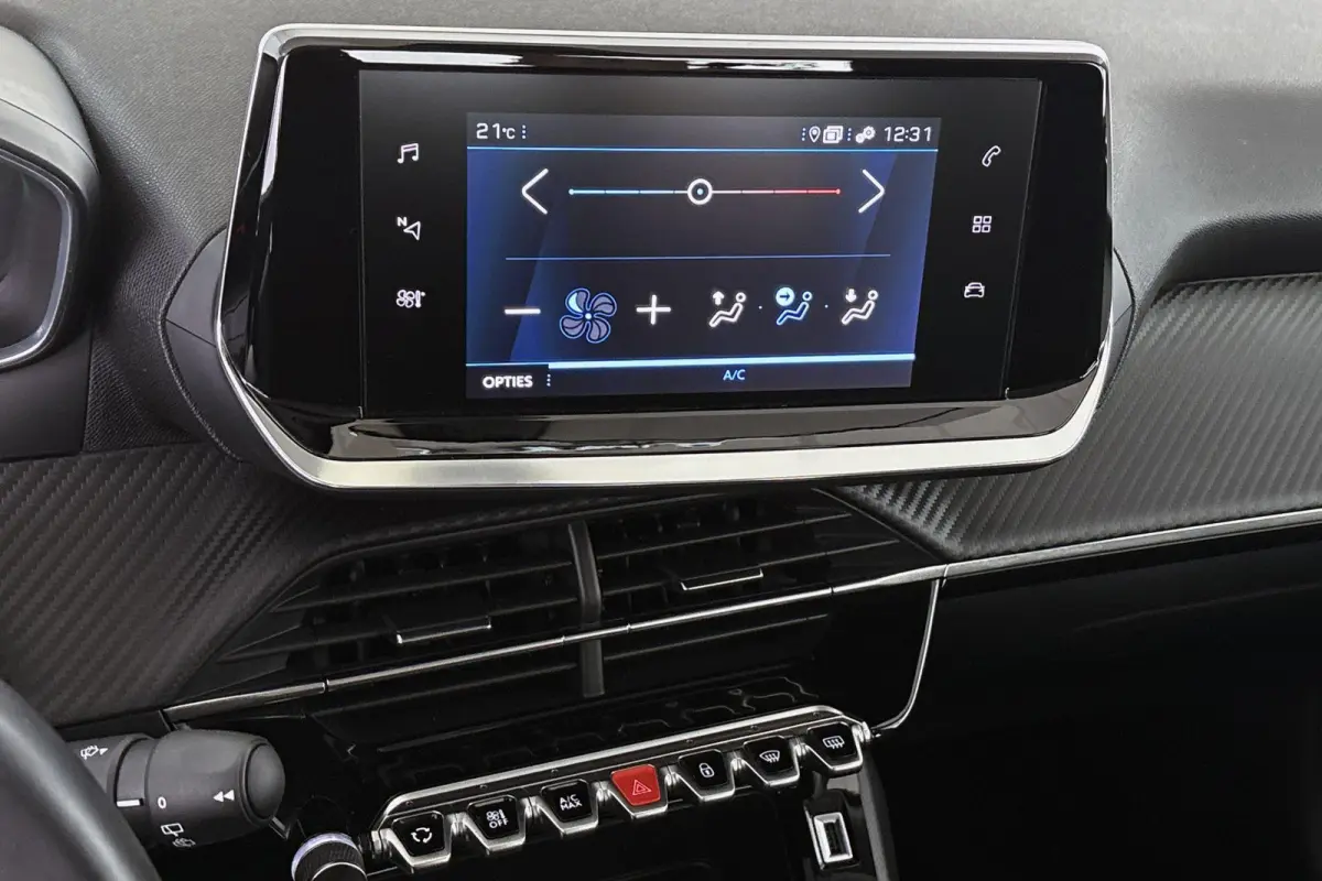 1.2 PureTech Active Trekhaak Navigatie Airco Apple CarPlay